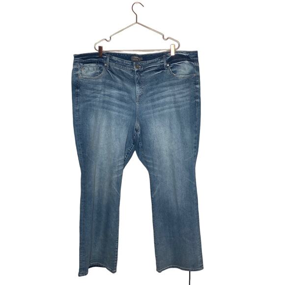 Torrid Womens Jeans Size 28T Blue Wash Slim Boot Mid Rise Straight Leg Western - Picture 3 of 8